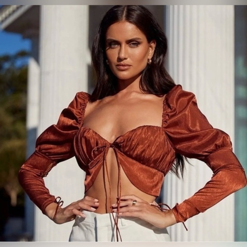 BNWT Alamour the Label Rafael Crop Lace Up Rust Shimmer Blouse size Medium